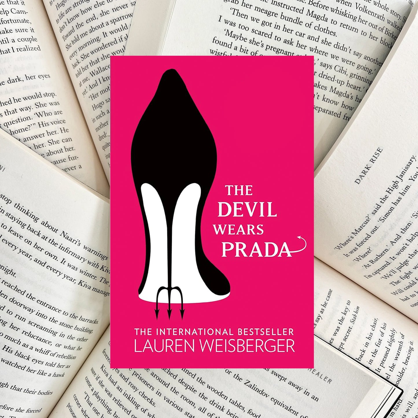 The Devil Wears Prada By Lauren Weisberger (SECOND-HAND)