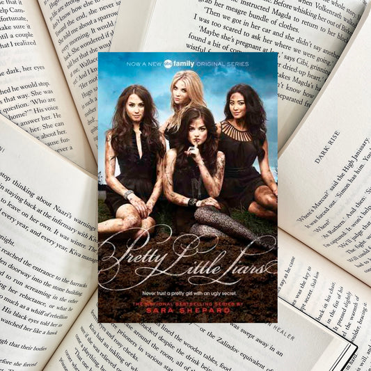 Pretty Little Liars By Sara Shepard (SECOND-HAND)